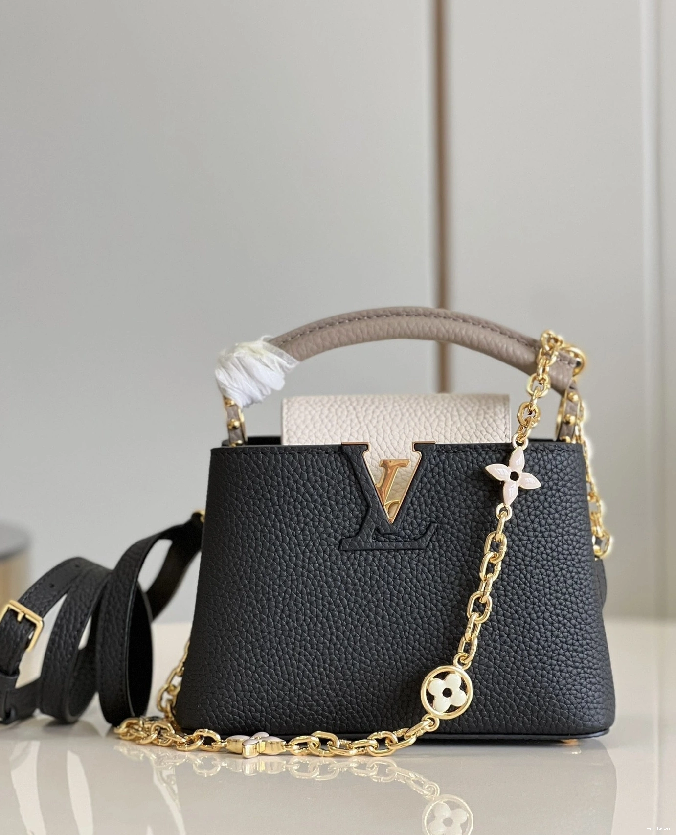 Cheap CAPUCINES MINI LOUIS VUITTON 0709